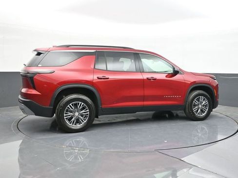 New 2026 Chevrolet Traverse LT image 15