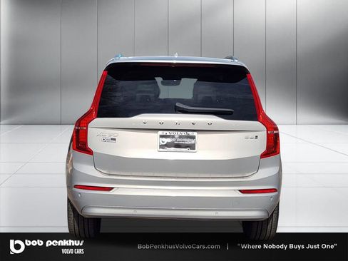 Used 2023 Volvo XC90 B6 Core w/ Protection Package Premier AWD/4WD image 26