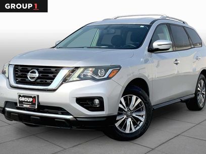 Used 2019 Nissan Pathfinder SV
