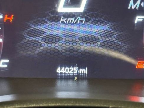 Used 2022 Dodge Charger SXT w/ Cold Weather Package AWD/4WD image 17
