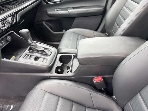 Used 2025 Honda CR-V EX-L image 16