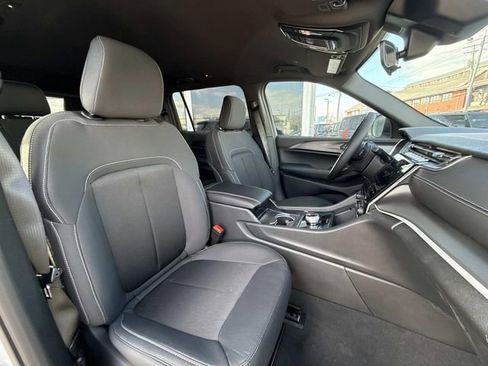 New 2026 Jeep Grand Cherokee L Laredo AWD/4WD image 40