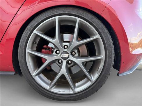 Used 2016 Volkswagen GTI S FWD image 9