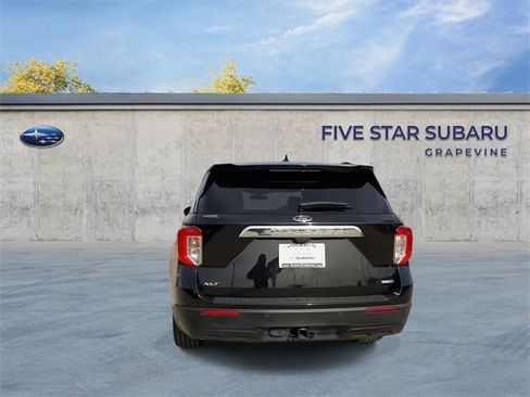 Used 2020 Ford Explorer XLT w/ Equipment Group 202A image 7