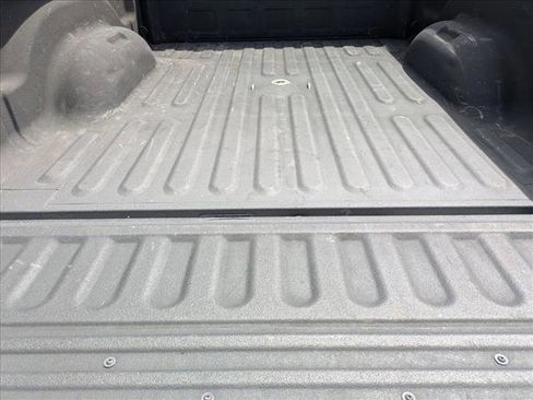 Used 2018 RAM 2500 Laramie w/ Convenience Group AWD/4WD image 6