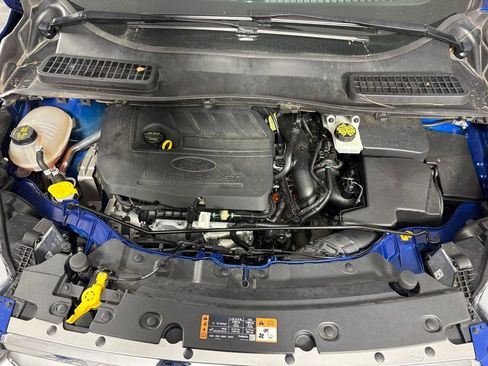 Certified 2017 Ford Escape Titanium w/ Equipment Group 301A image 10