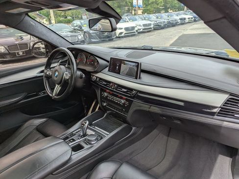 Used 2018 BMW X6 M AWD/4WD image 32