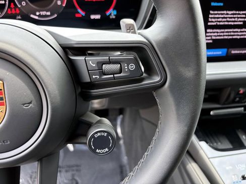 Certified 2024 Porsche Cayenne image 28