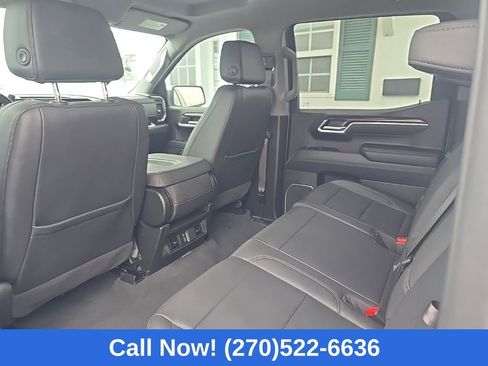 Used 2025 GMC Sierra 1500 SLT AWD/4WD image 19