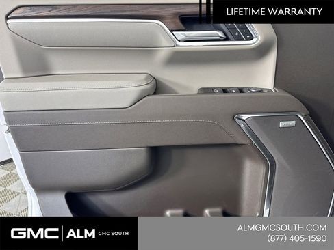 New 2026 GMC Sierra 1500 SLT w/ SLT Premium Plus Package image 12