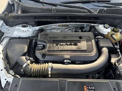 Used 2021 Buick Envision Essence w/ Sport Touring Package FWD image 29