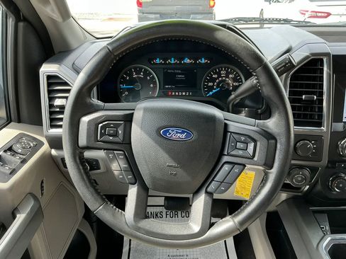 Used 2017 Ford F150 XLT w/ Equipment Group 302A Luxury image 19
