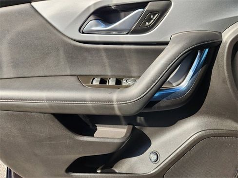 Used 2020 Chevrolet Blazer LT image 20