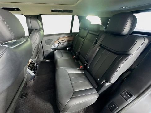 Certified 2025 Land Rover Range Rover Long Wheelbase SE AWD/4WD image 24