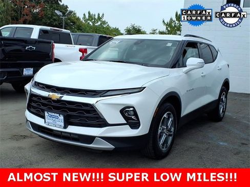 Used 2024 Chevrolet Blazer LT image 3