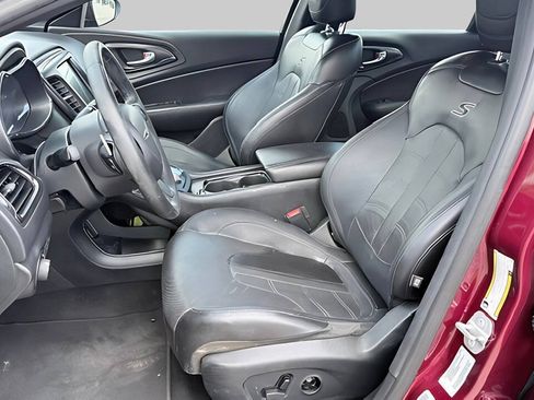 Used 2016 Chrysler 200 S w/ Navigation & Sound Group I FWD image 6