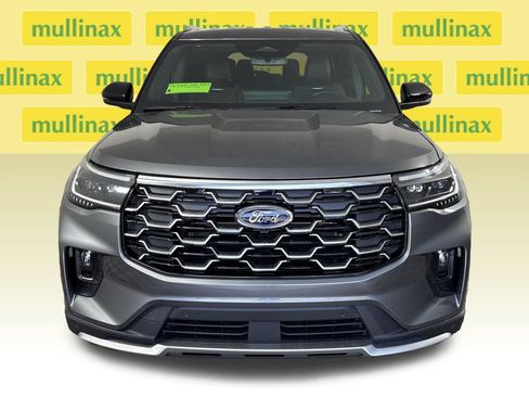 New 2026 Ford Explorer Platinum RWD image 16