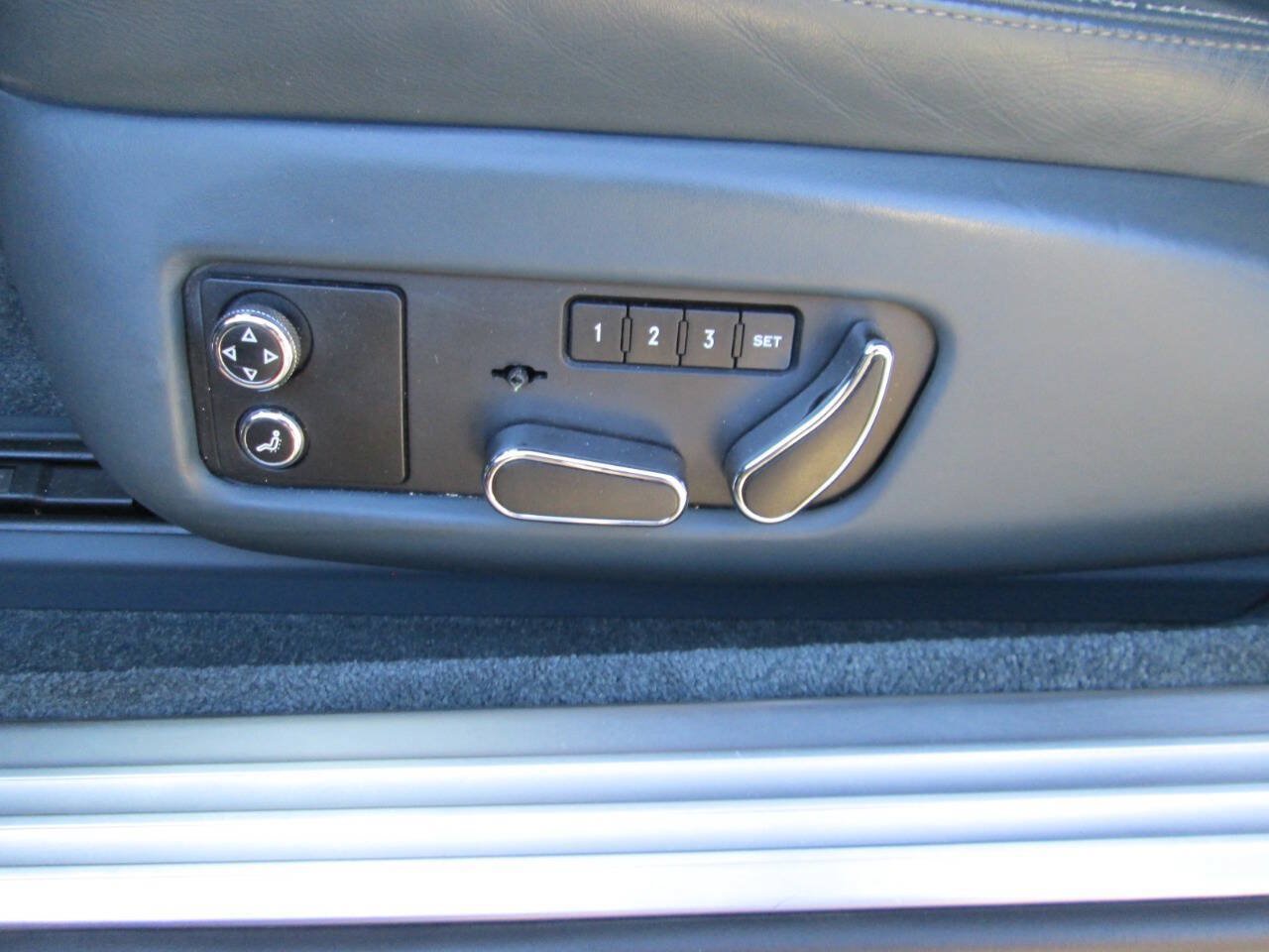 Used 2012 Bentley Continental GT AWD/4WD image 23