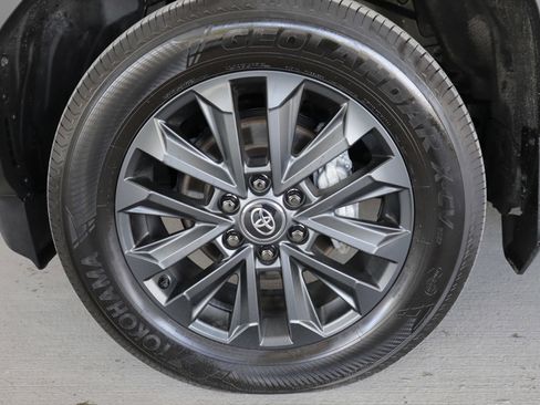 Used 2025 Toyota Land Cruiser w/ Premium Package image 28