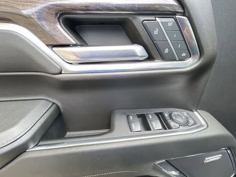 Certified 2024 Chevrolet Silverado 1500 LTZ AWD/4WD image 23