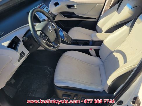 Certified 2018 Toyota Mirai image 9