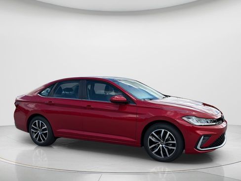 New 2027 Volkswagen Jetta SE FWD image 4