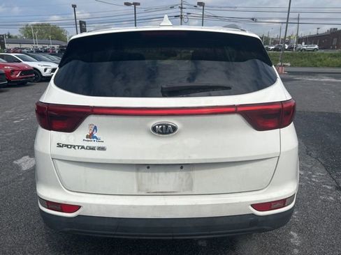 Used 2017 Kia Sportage LX w/ LX Popular Package FWD image 5