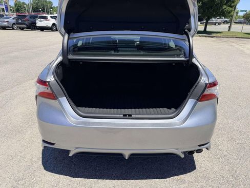 Certified 2020 Toyota Camry SE FWD image 15
