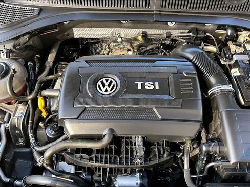 Used 2024 Volkswagen Jetta GLI Autobahn image 32