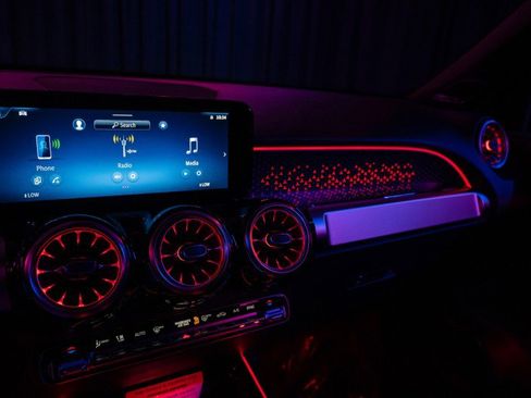 Certified 2025 Mercedes-Benz GLB 250 image 18