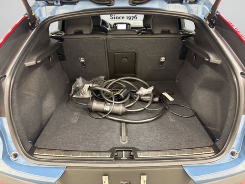 Used 2023 Volvo C40 P8 Recharge Ultimate image 8
