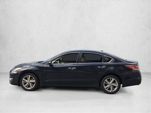 Used 2014 Nissan Altima 2.5 SL w/ Technology Package FWD image 7