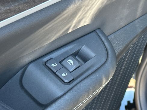 New 2026 Jeep Grand Cherokee L 4WD image 29