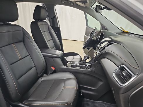 Certified 2022 Chevrolet Equinox Premier image 16