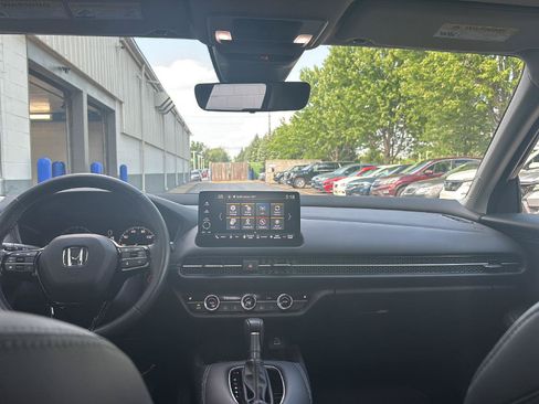 Used 2025 Honda HR-V EX-L image 18