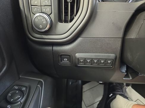 New 2025 GMC Sierra 3500 Pro image 15