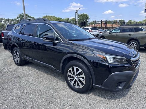 Used 2020 Subaru Outback Premium w/ Popular Package #1 AWD/4WD image 3