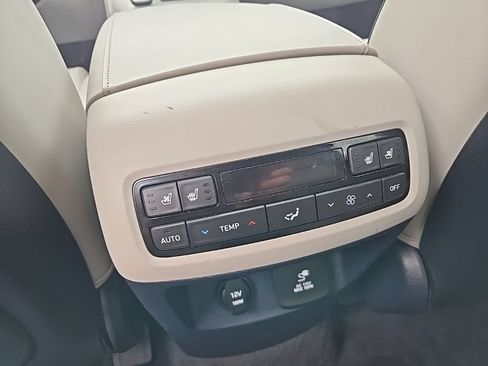 Certified 2021 Hyundai Palisade Limited AWD/4WD image 37