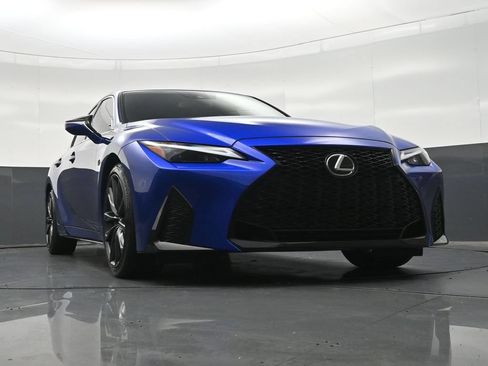 Used 2025 Lexus IS 350 F Sport w/ Accessory Package RWD image 37