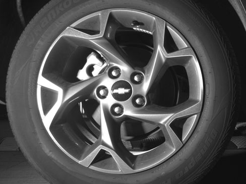 Used 2025 Chevrolet Trax LT FWD image 15