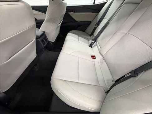 Certified 2026 Toyota Camry XLE FWD image 39