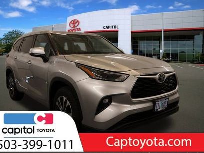 Used 2022 Toyota Highlander XLE
