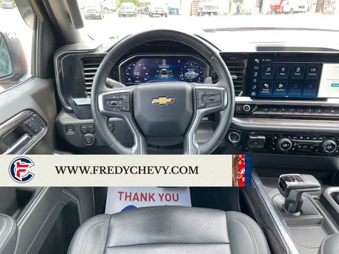 Used 2023 Chevrolet Silverado 1500 LTZ w/ LTZ Convenience Package II AWD/4WD image 15