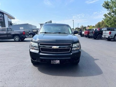Used 2010 Chevrolet Tahoe LS w/ Skid Plate Package AWD/4WD image 2