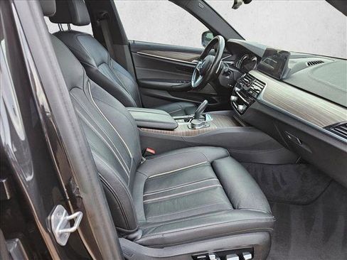 Used 2017 BMW 540i xDrive AWD/4WD image 19