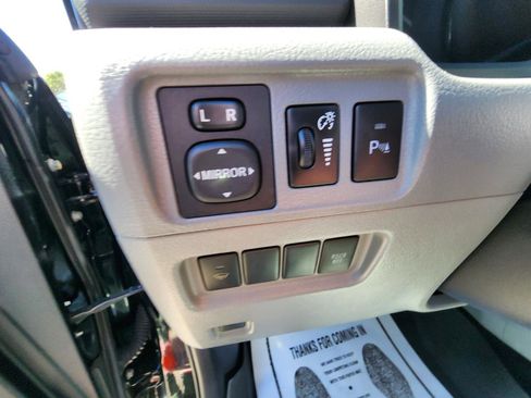 Used 2011 Toyota 4Runner SR5 image 21