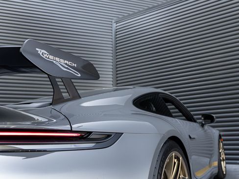 Certified 2025 Porsche 911 GT3 RWD image 39
