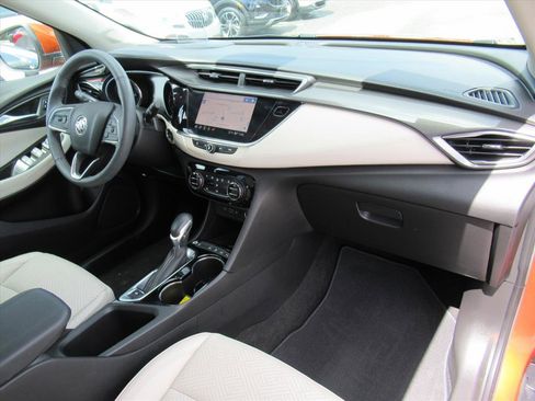 Used 2022 Buick Encore GX Essence w/ Advanced Technology Package image 10