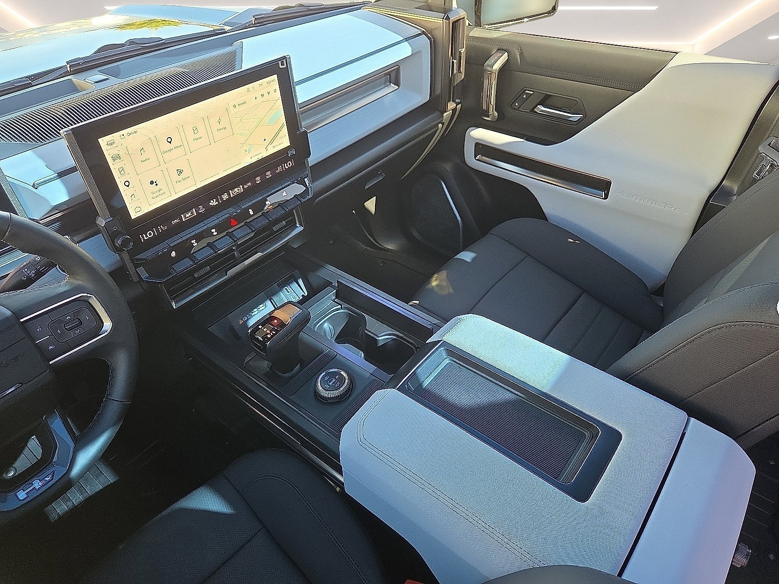 Used 2024 GMC Hummer EV 3X w/ Omega Edition AWD/4WD image 19