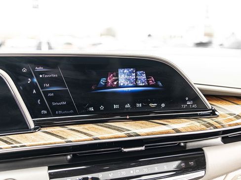Used 2021 Cadillac Escalade ESV Sport Platinum AWD/4WD image 25